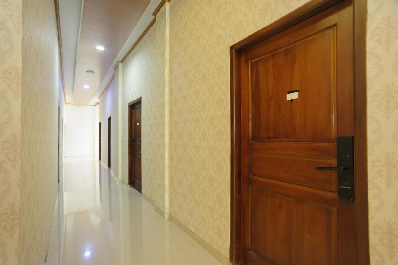 Urbanview Hotel Jib Bandar Lampung By Reddoorz 外观 照片