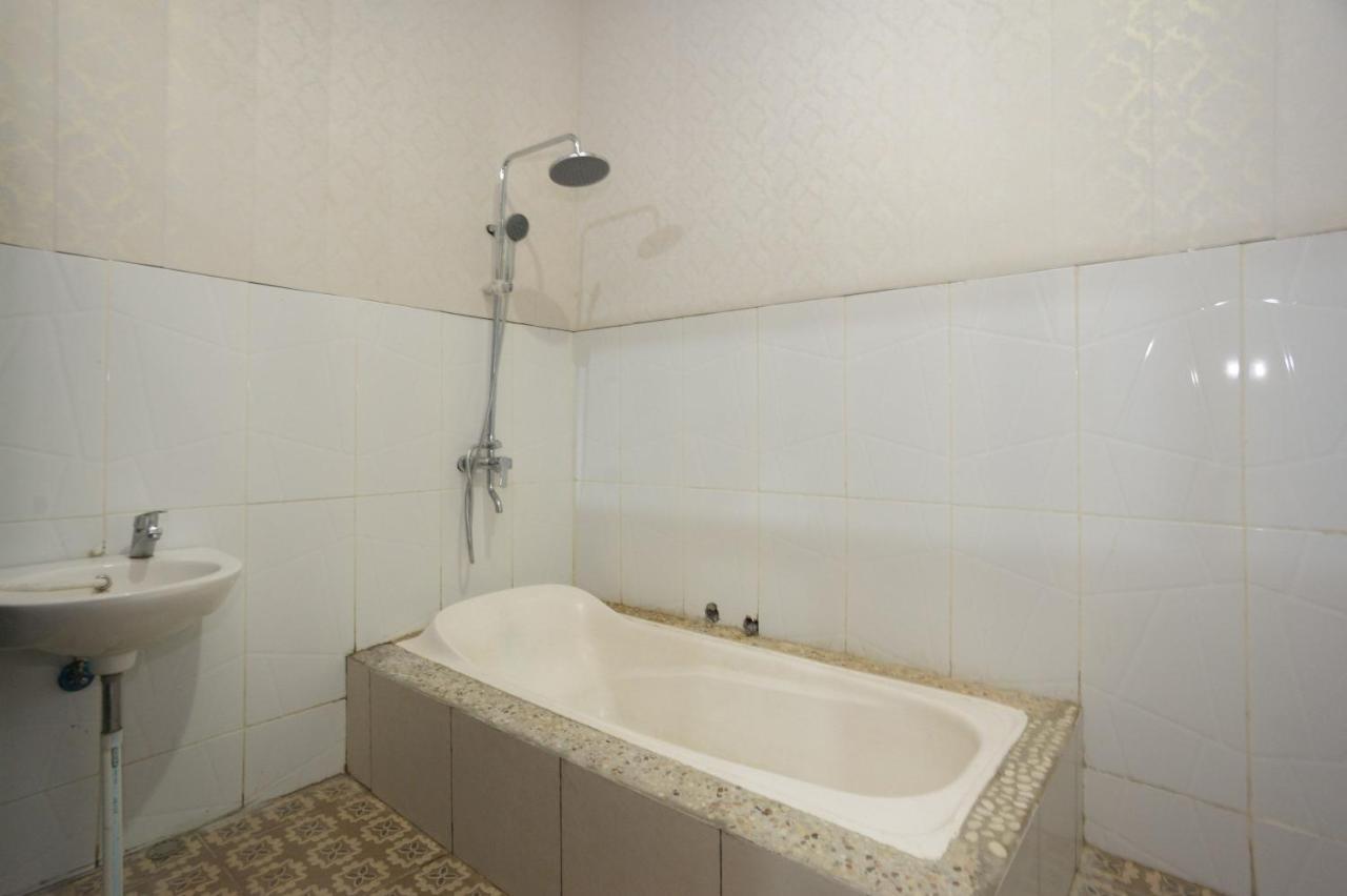 Urbanview Hotel Jib Bandar Lampung By Reddoorz 客房 照片